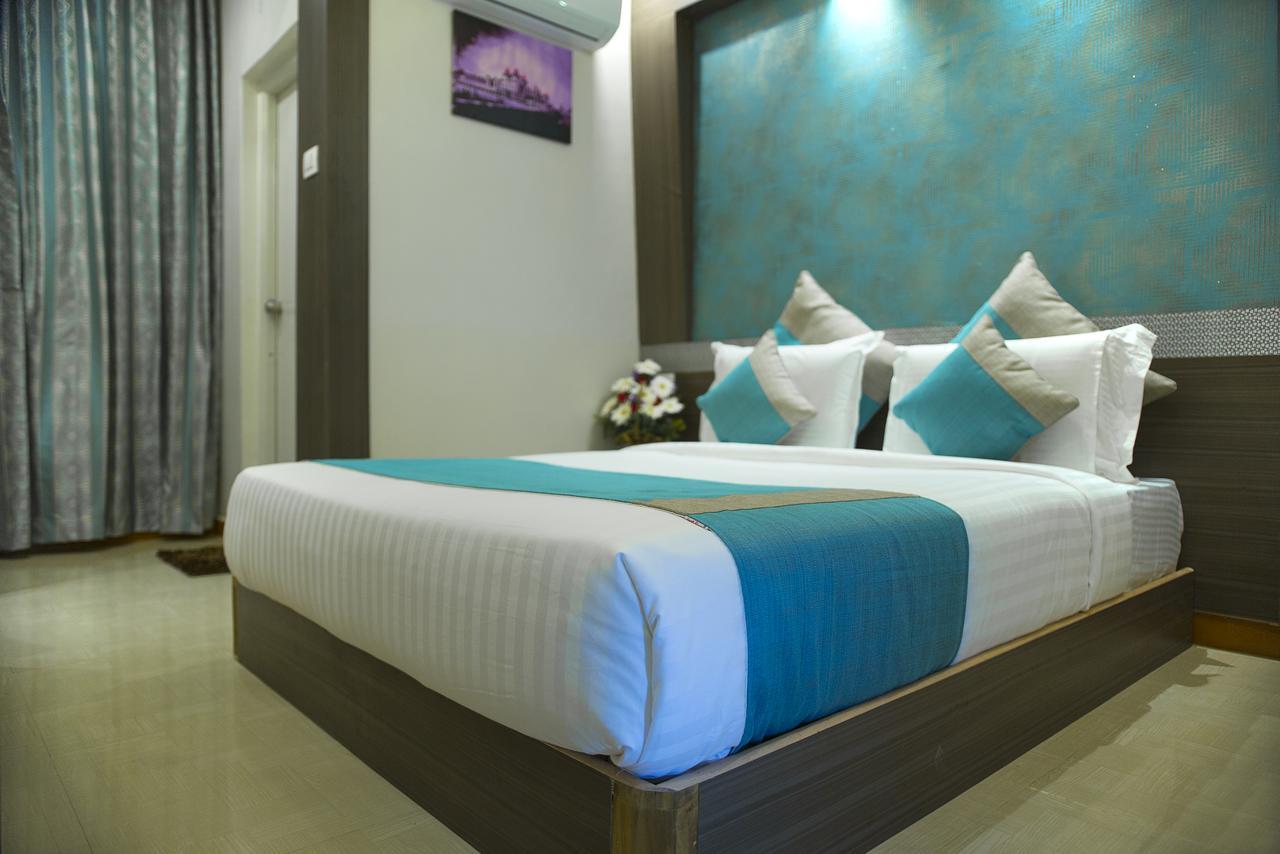 Hotel Aishwarya Le Royal Mysore Exterior foto